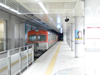 北鉄金沢駅2番ホーム