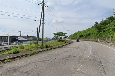 駅跡は空き地になっています
