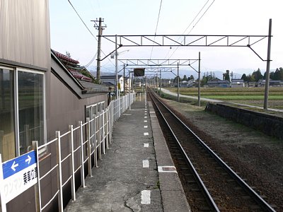 釜ヶ淵駅ホーム