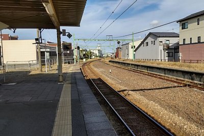 2面2線ですが、2番線は供用停止しています