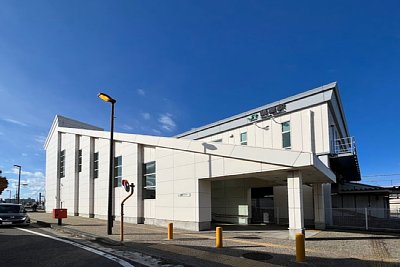 関屋駅南口