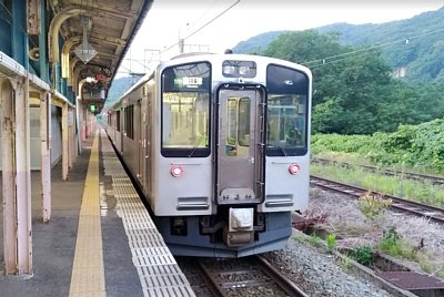 直江津行き普通電車