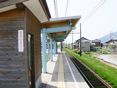 上屋とトイレ
