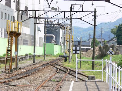 以前はここから大野まで線路が伸びていたのですが