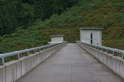 天端は、歩行できます