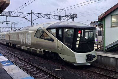 E001形クルーズトレイン「TRAIN SUITE 四季島」
