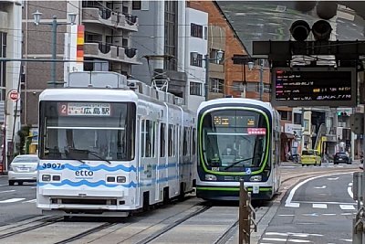 3900形電車と1000形電車