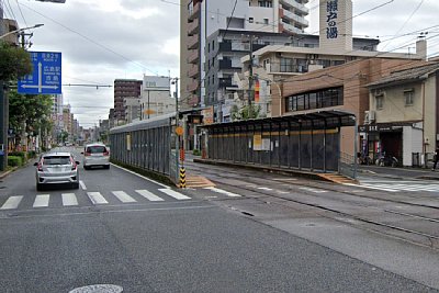 上屋が全面に