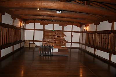 平櫓内部
