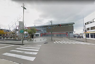 美川駅白山広場