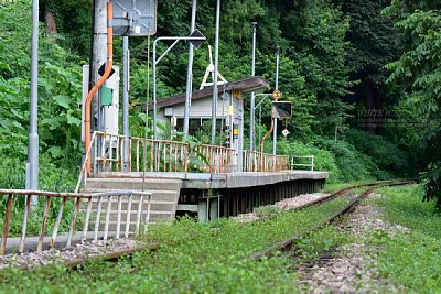 足滝駅