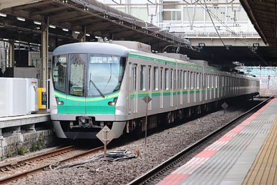 東京地下鉄16000系