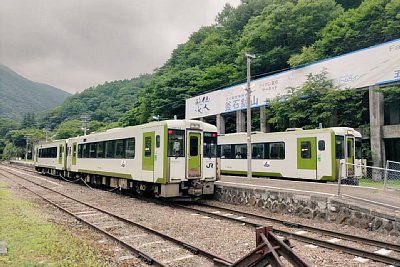 キハ100形気動車