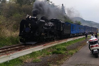 蒸気機関車C58 239