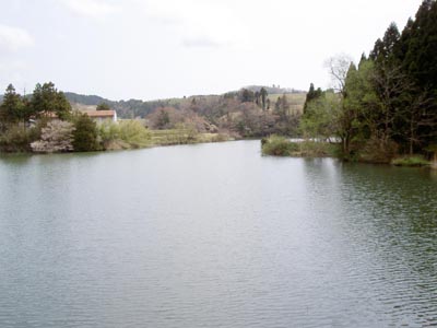 ダム湖
