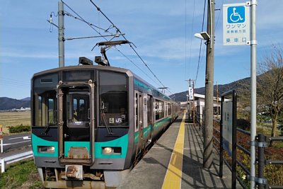215系電車