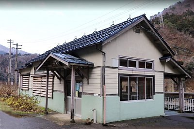 小滝駅