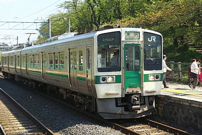 719系5000番台電車