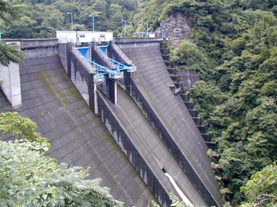 犀川ダム右岸から