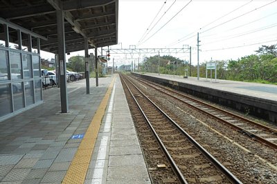 単式ホームと島式ホーム