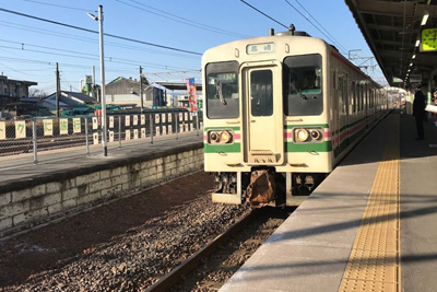 107系電車が到着しました