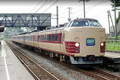 臨時快速列車「マリンブルーくじらなみ号」
