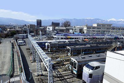 西口駅舎