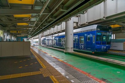 千葉都市モノレール0形電車