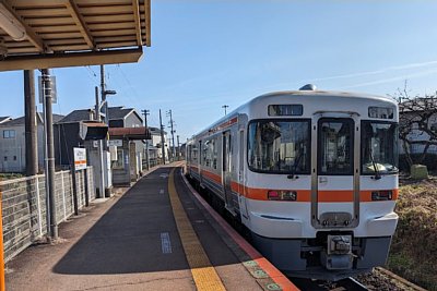 25形気動車