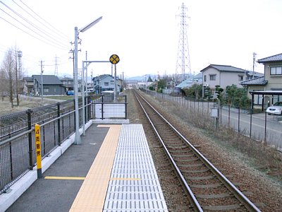 ホームは1面1線です