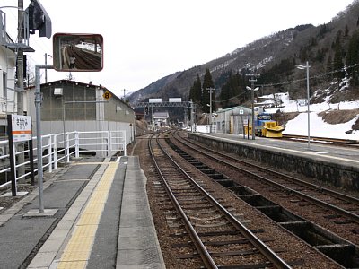 側線にはラッセル車も留置されています