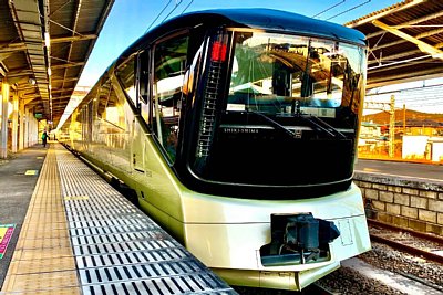 TRAIN SUITE 四季島