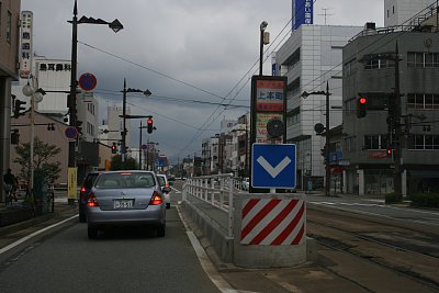 上本町停留場上りホーム