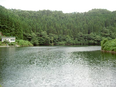 ダム湖